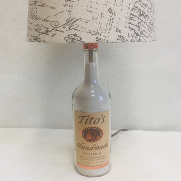 Custom Tito’s bottle lamp with Gulf Coast sand - Picture 3 of 6